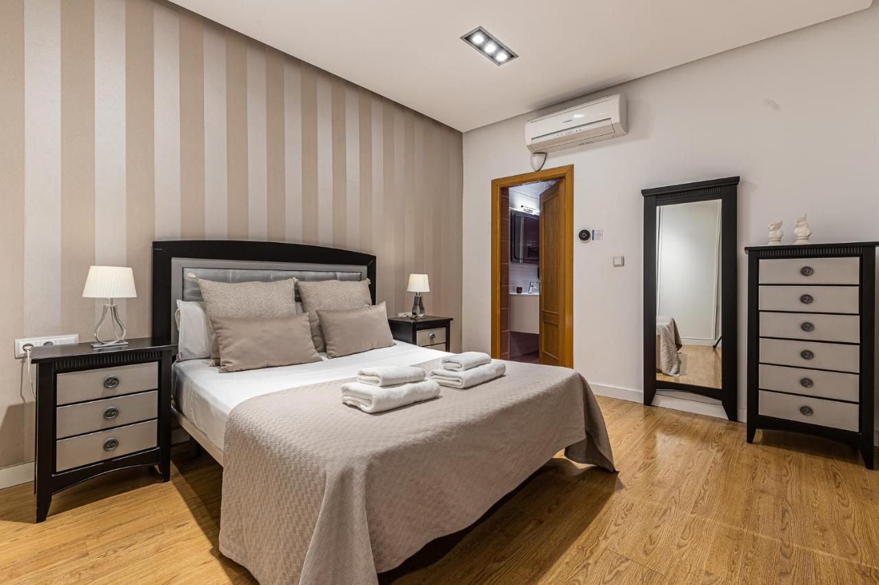 Waou Apartamentos En Sol Deluxe 2 Madrid Buitenkant foto
